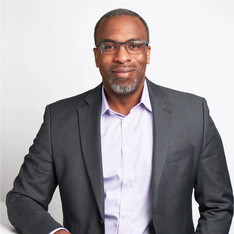 Corey Thomas headshot
