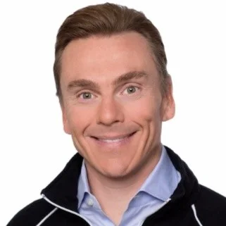 Oliver Friedrichs headshot